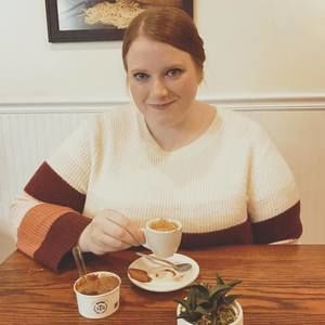 Meet your Posher, Abby